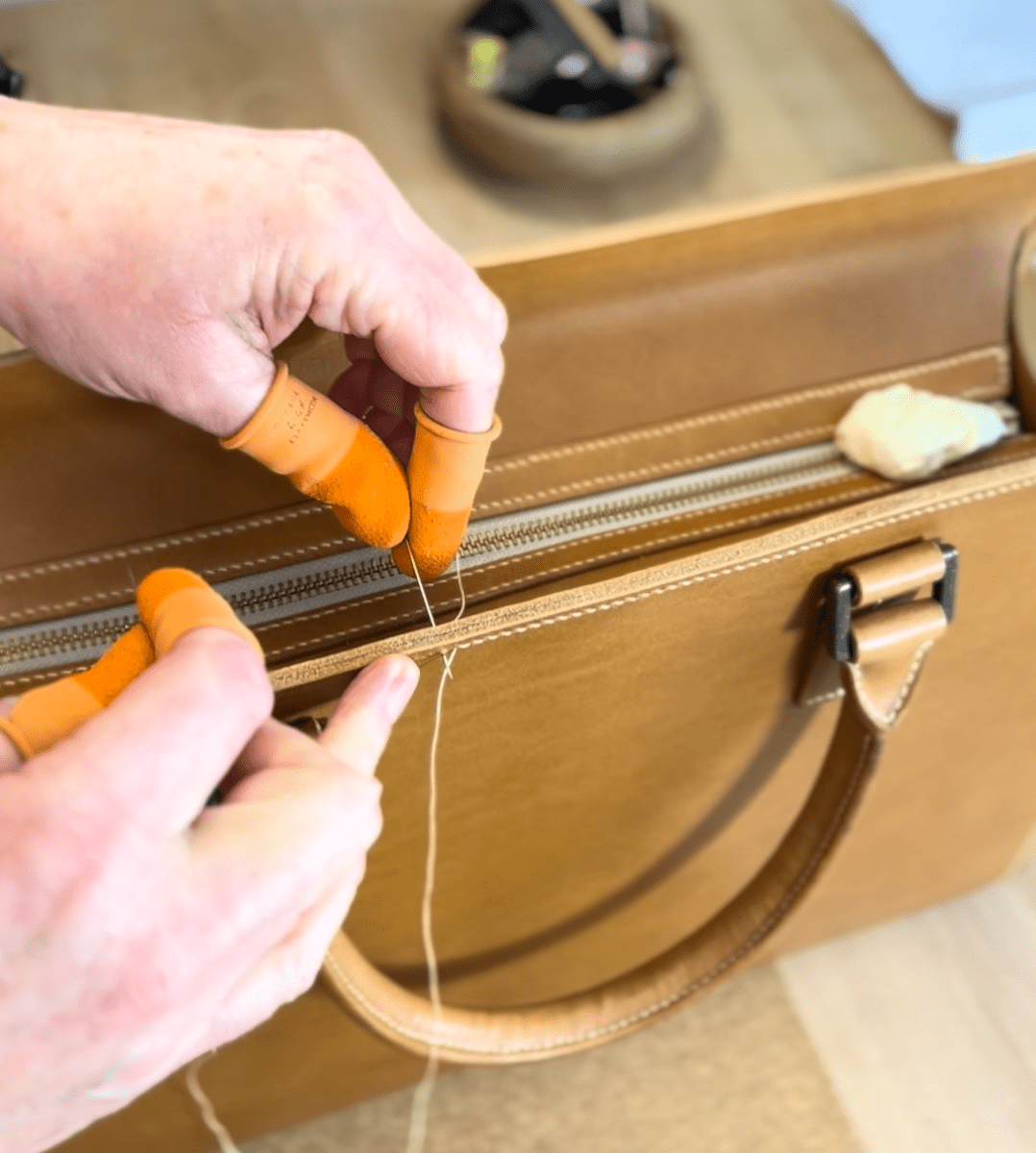 Why Hand-Stitched Leather Lasts a Lifetime | Keep Studio UK - Keep-Studio