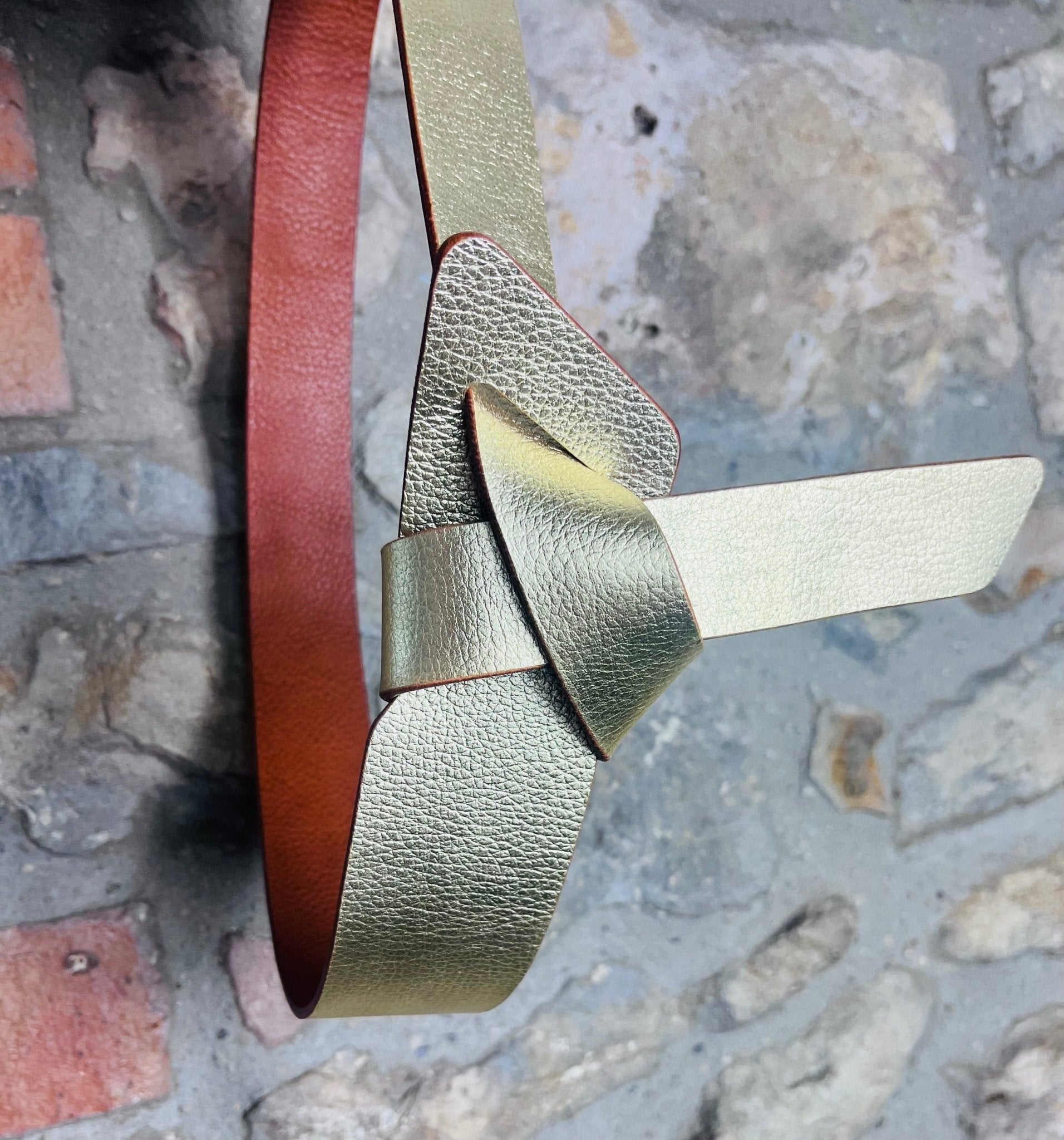 Beautiful Ladies Reversible Gold And Tan Wrap Belt