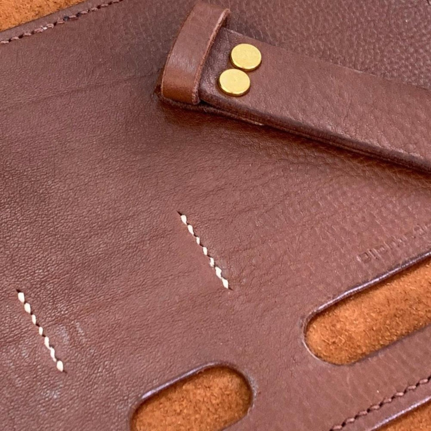 Barton - Handmade leather Cross Body Bag -interior pocket detail