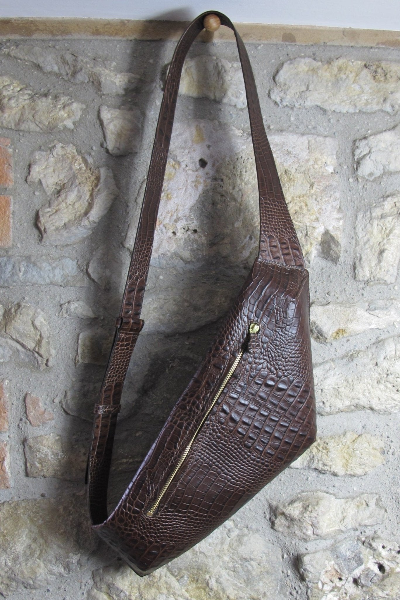 Handmade Large Leather Cross Body Bag – Croc emboss leather - Elton Design by Keep Studio - Keep - Studio